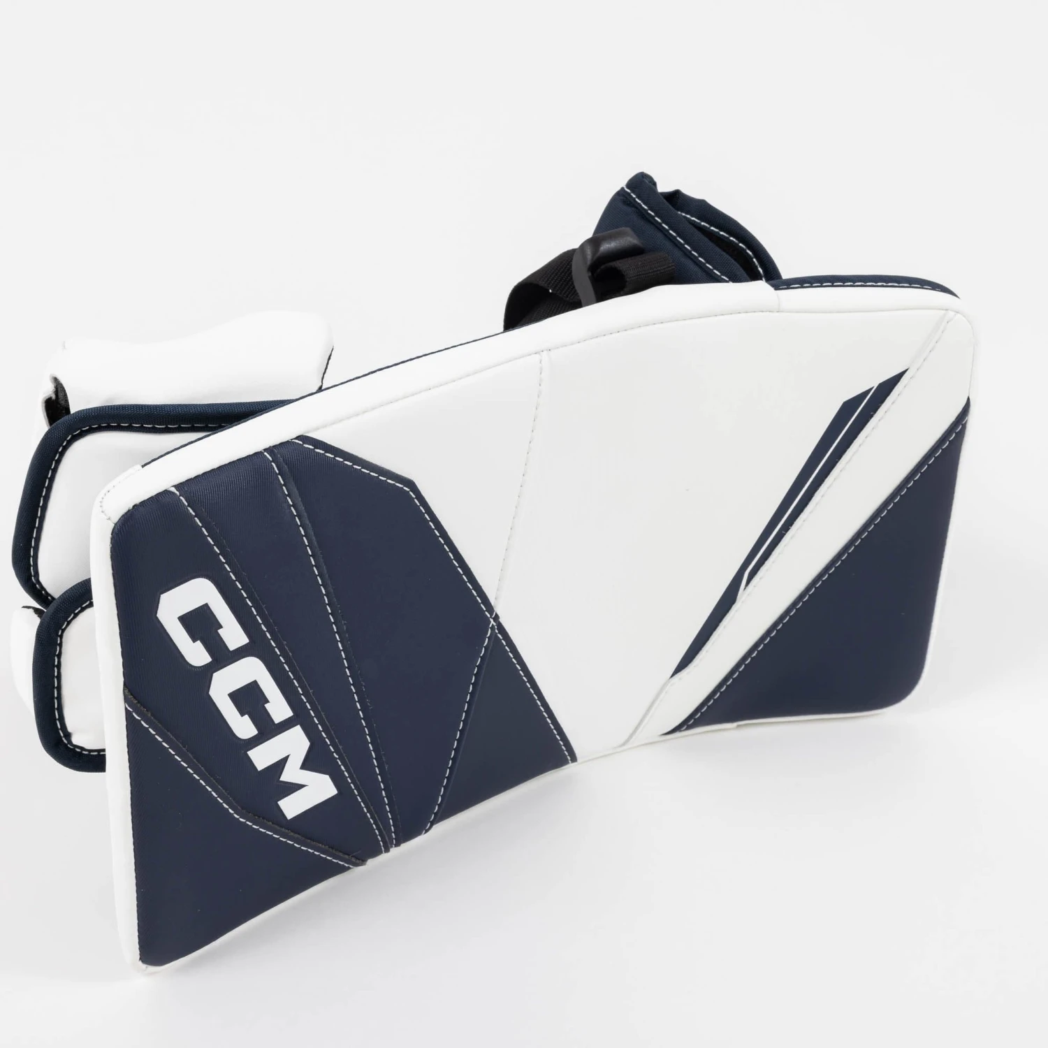 CCM Axis 2.9 Intermediate Goalie Blocker 2 CCM Axis 2.9 Intermediate Goalie Blocker - Image 2