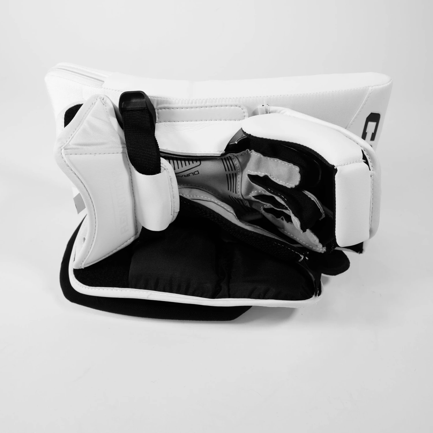 CCM Axis 2.9 Intermediate Goalie Blocker - Source Exclusive 4 CCM Axis 2.9 Intermediate Goalie Blocker - Source Exclusive - Image 4