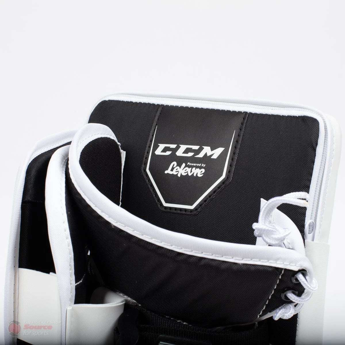 CCM Extreme Flex E4.5 Junior Goalie Blocker - Source Exclusive 7 CCM Extreme Flex E4.5 Junior Goalie Blocker - Source Exclusive - Image 7