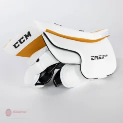 CCM Extreme Flex E5.9 Senior Goalie Blocker -PowerShot CCM Deals Store ccm blockers ccm extreme flex e5 9 senior goalie blocker 27988477444162