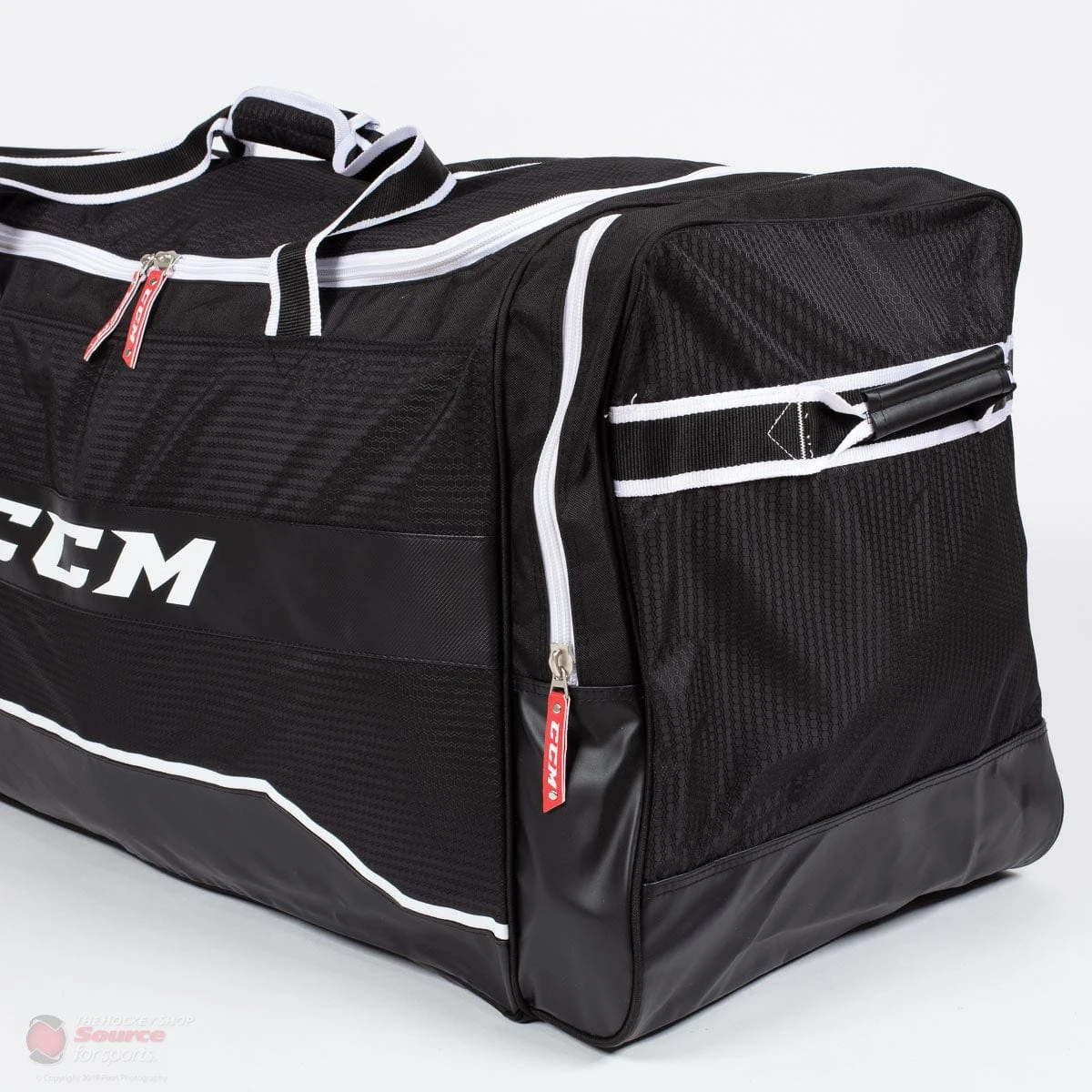 CCM 350 Deluxe Junior Carry Hockey Bag 6 CCM 350 Deluxe Junior Carry Hockey Bag - Image 6