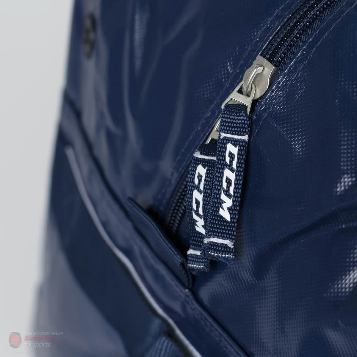 CCM Pro Team Senior Carry Bag 2 CCM Pro Team Senior Carry Bag - Image 2