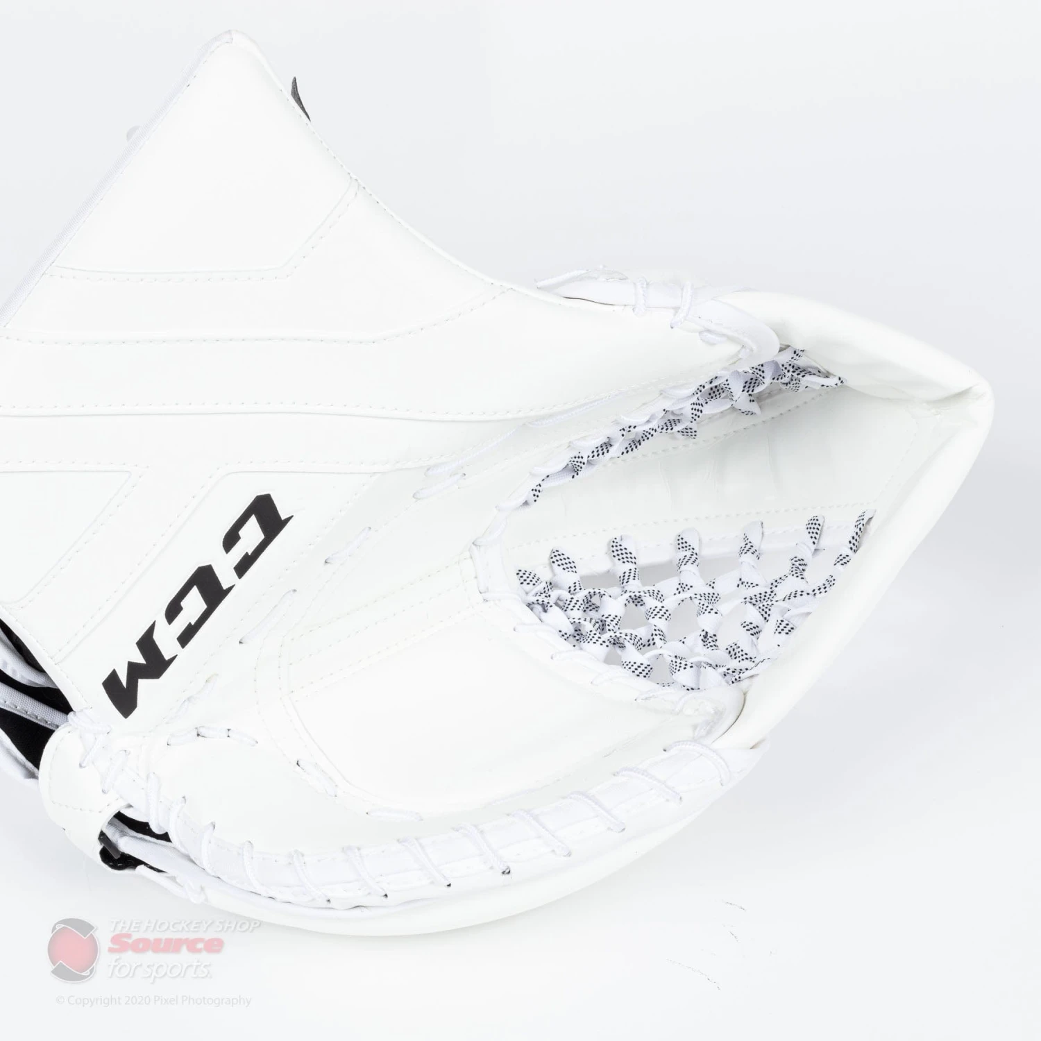 CCM Axis A1.9 Intermediate Goalie Catcher - Source Exclusive 2 CCM Axis A1.9 Intermediate Goalie Catcher - Source Exclusive - Image 2