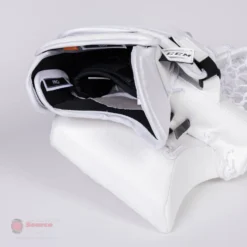 CCM Extreme Flex 5 Senior Goalie Catcher - 590 Break Angle -PowerShot CCM Deals Store ccm catchers ccm extreme flex 5 senior goalie catcher 590 break angle white regular 28235111268418