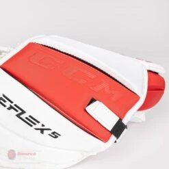 CCM Extreme Flex 5 Senior Goalie Catcher - 600 Break Angle -PowerShot CCM Deals Store ccm catchers ccm extreme flex 5 senior goalie catcher 600 break angle 27972556357698