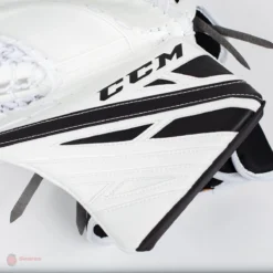 CCM Extreme Flex E4.9 Senior Goalie Catcher - Source Exclusive -PowerShot CCM Deals Store ccm catchers ccm extreme flex e4 9 senior goalie catcher source exclusive 5323923685442