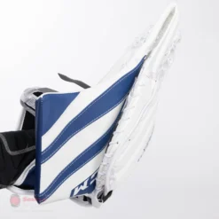 CCM Extreme Flex E5.5 Junior Goalie Catcher -PowerShot CCM Deals Store ccm catchers ccm extreme flex e5 5 junior goalie catcher 27972557439042