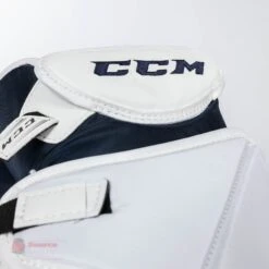 CCM Extreme Flex E5.9 Intermediate Goalie Catcher 28 CCM Extreme Flex E5.9 Intermediate Goalie Catcher -PowerShot CCM Deals Store ccm catchers ccm extreme flex e5 9 intermediate goalie catcher 27988516667458