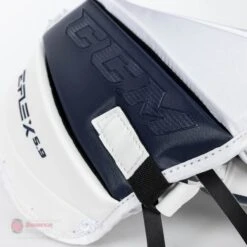 CCM Extreme Flex E5.9 Intermediate Goalie Catcher 23 CCM Extreme Flex E5.9 Intermediate Goalie Catcher -PowerShot CCM Deals Store ccm catchers ccm extreme flex e5 9 intermediate goalie catcher 27988516864066