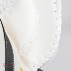 CCM Extreme Flex E5.9 Senior Goalie Catcher -PowerShot CCM Deals Store ccm catchers ccm extreme flex e5 9 senior goalie catcher 27988525121602