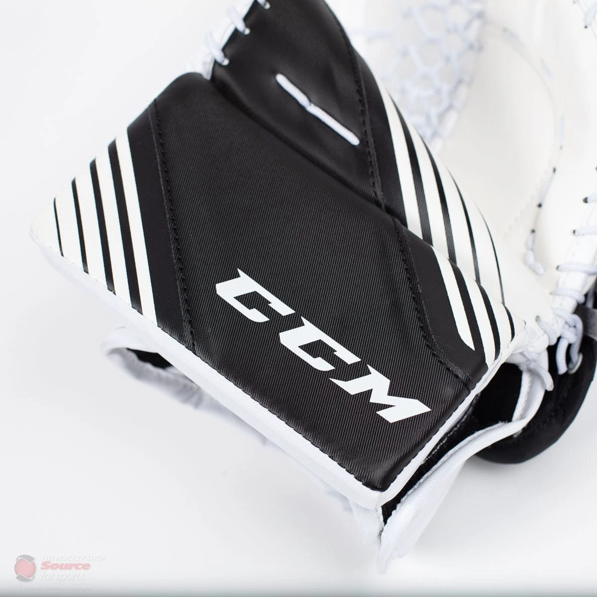 CCM YTFlex 2 Youth Goalie Catcher 3 CCM YTFlex 2 Youth Goalie Catcher - Image 3