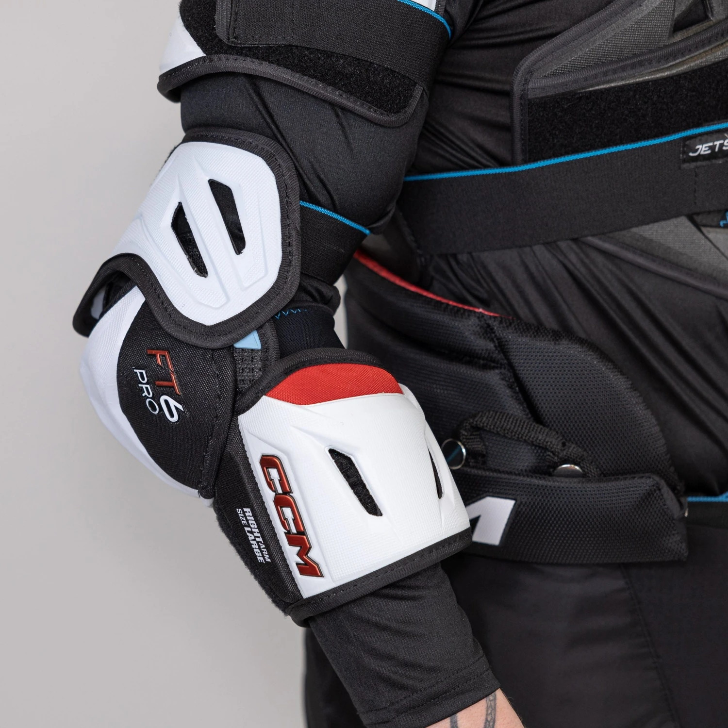 CCM Jetspeed FT6 Pro Junior Hockey Elbow Pads 10 CCM Jetspeed FT6 Pro Junior Hockey Elbow Pads - Image 10
