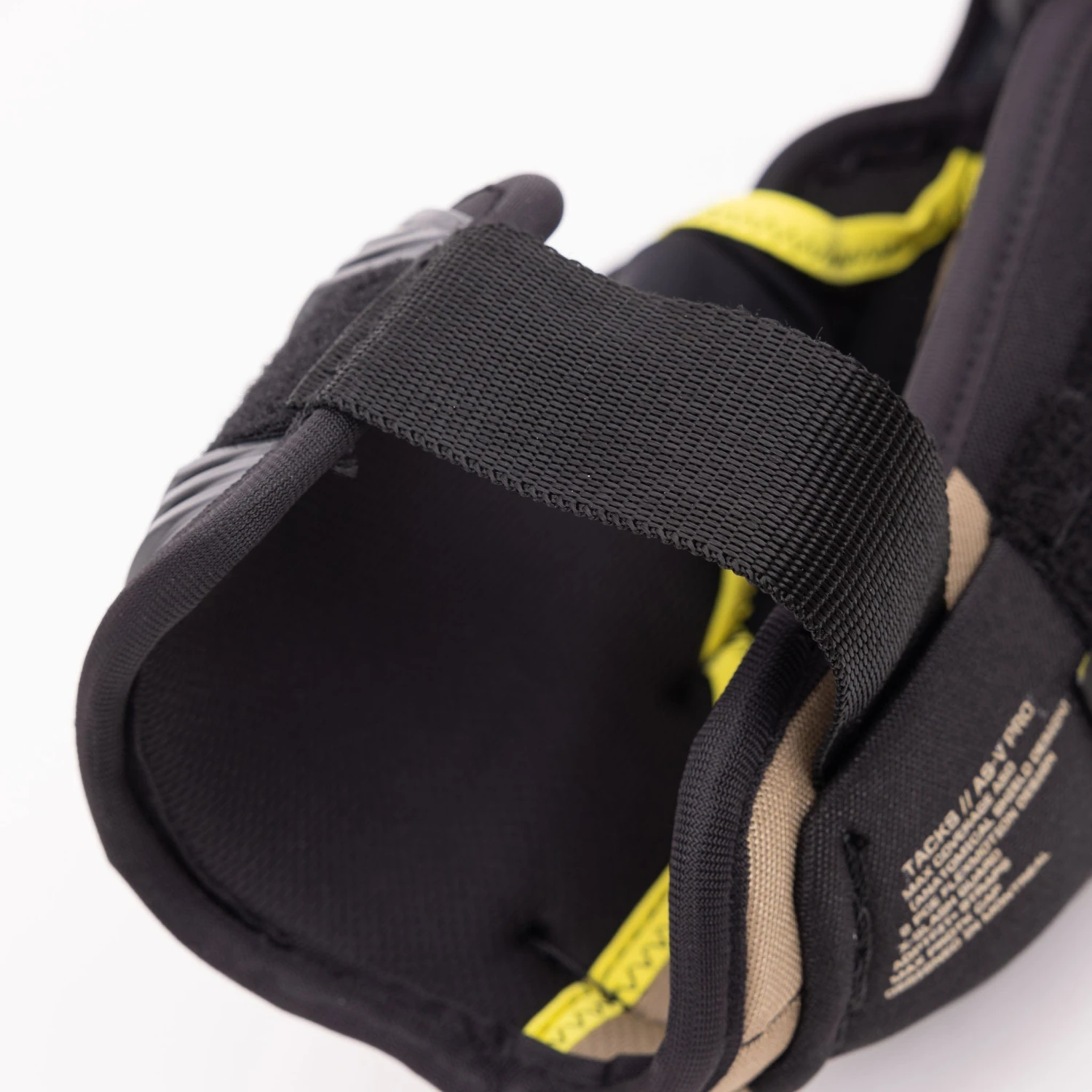 CCM Tacks AS-V Pro Senior Hockey Elbow Pads 13 CCM Tacks AS-V Pro Senior Hockey Elbow Pads - Image 13