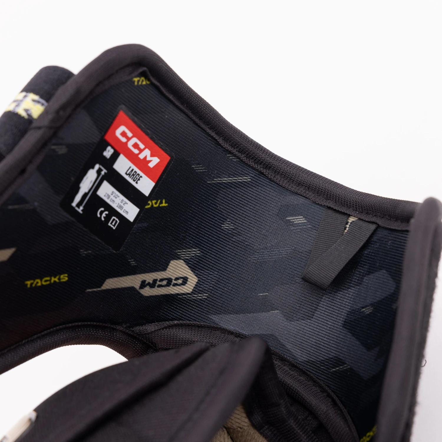 CCM Tacks AS-V Pro Senior Hockey Elbow Pads 9 CCM Tacks AS-V Pro Senior Hockey Elbow Pads - Image 9