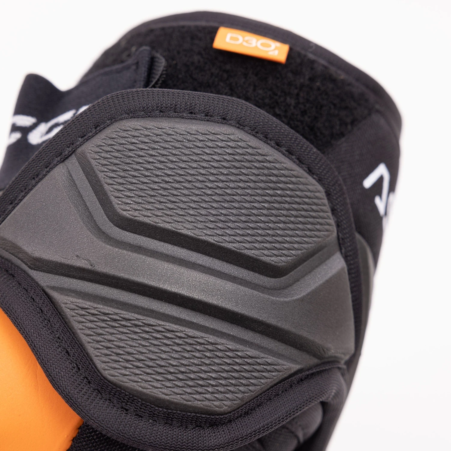 CCM Tacks AS-V Pro Senior Hockey Elbow Pads 7 CCM Tacks AS-V Pro Senior Hockey Elbow Pads - Image 7