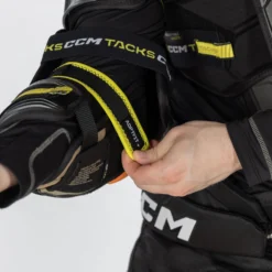 CCM Tacks AS-V Pro Senior Hockey Elbow Pads 33 CCM Tacks AS-V Pro Senior Hockey Elbow Pads -PowerShot CCM Deals Store ccm elbow pads ccm tacks as v pro senior hockey elbow pads 29086443864130