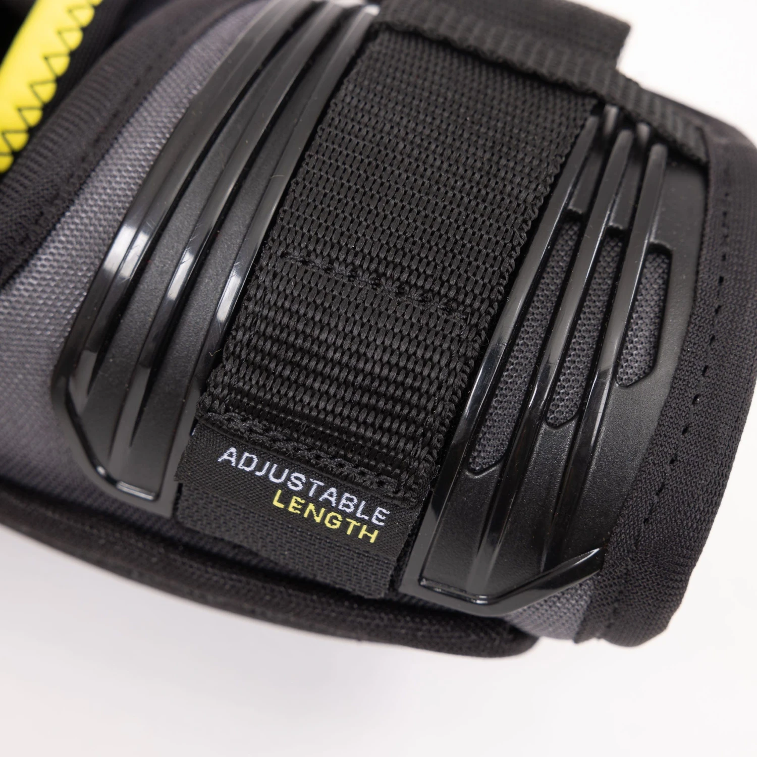 CCM Tacks AS580 Junior Hockey Elbow Pads 5 CCM Tacks AS580 Junior Hockey Elbow Pads - Image 5