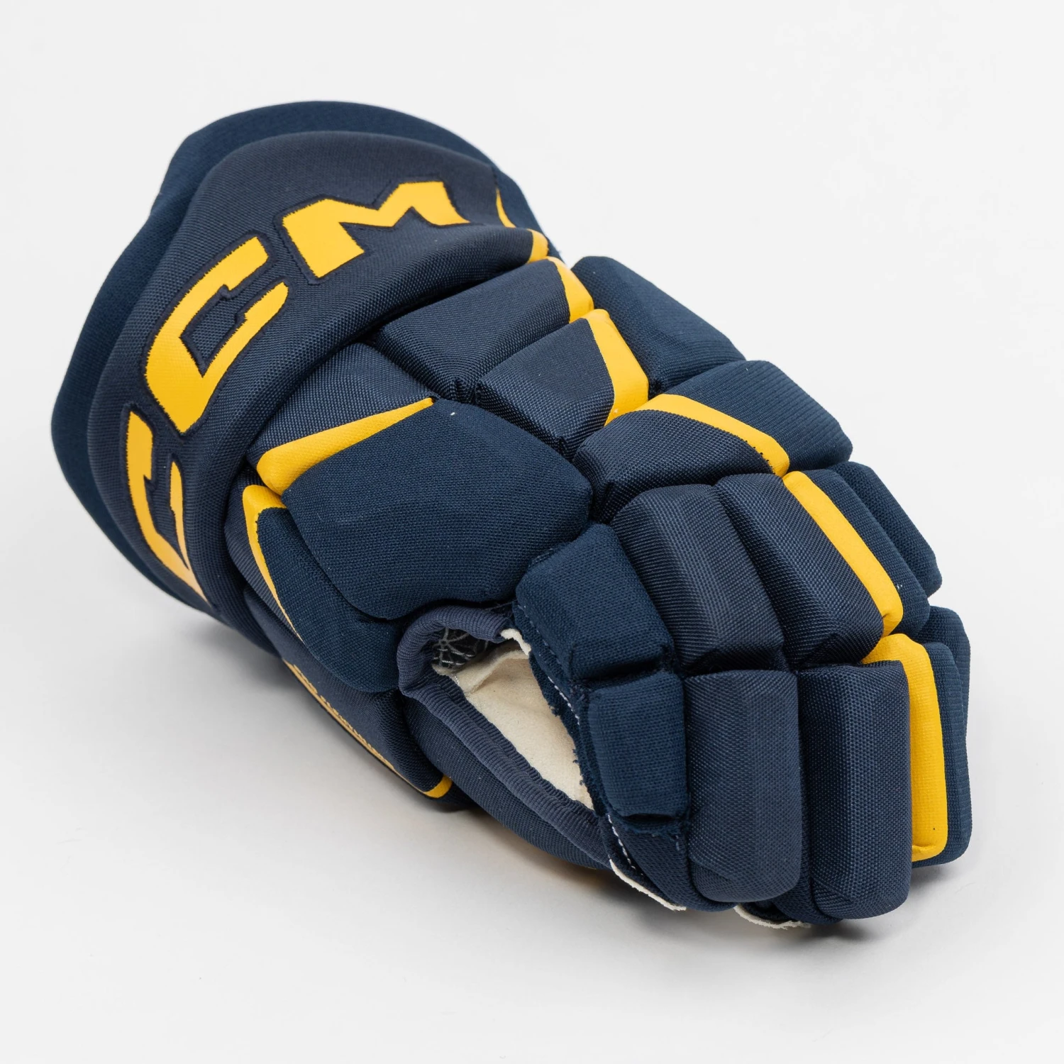 CCM Jetspeed FT680 Senior Hockey Gloves 10 CCM Jetspeed FT680 Senior Hockey Gloves - Image 10