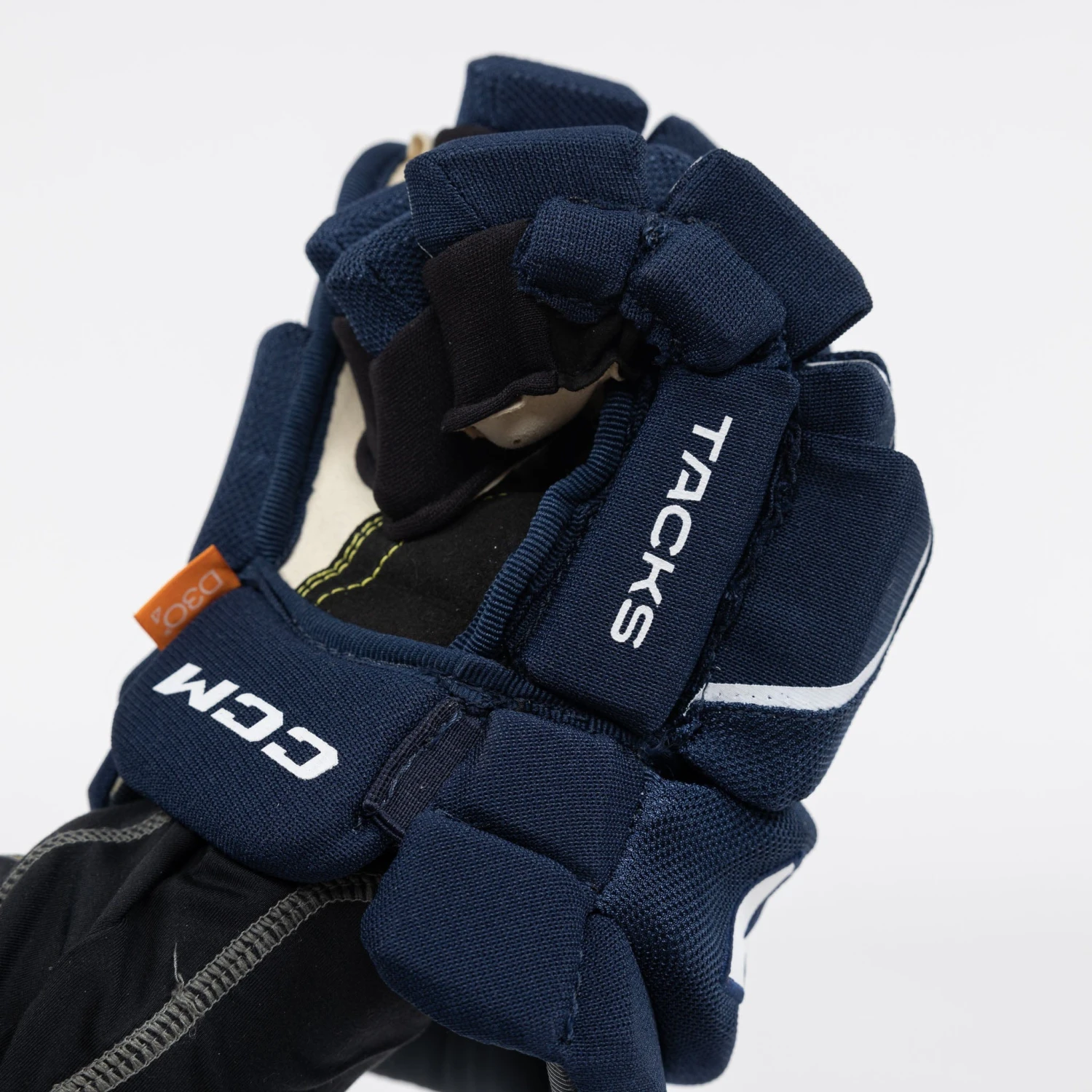 CCM Tacks AS580 Junior Hockey Gloves 12 CCM Tacks AS580 Junior Hockey Gloves - Image 12
