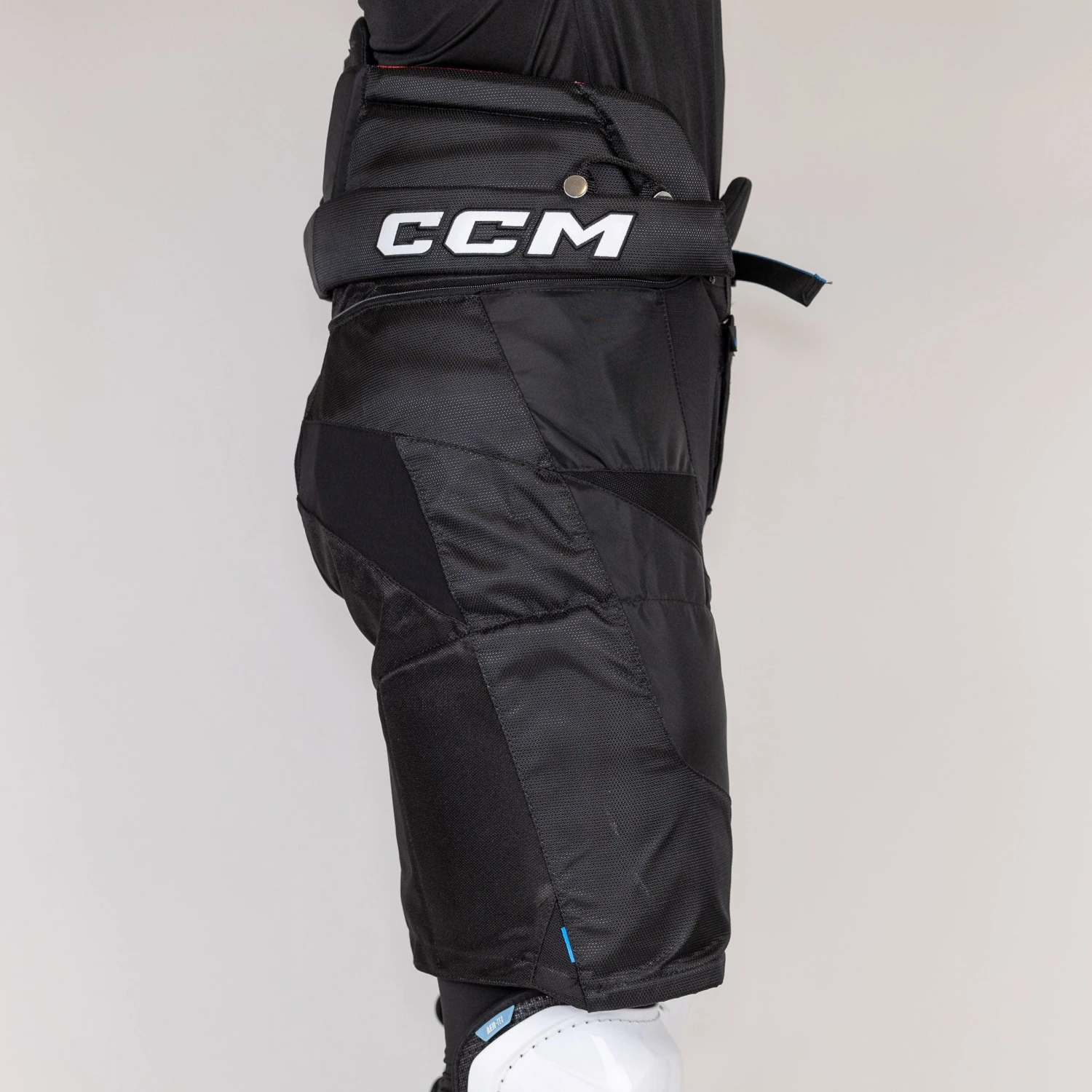 CCM Jetspeed FT6 Pro Senior Hockey Pants 10 CCM Jetspeed FT6 Pro Senior Hockey Pants - Image 10