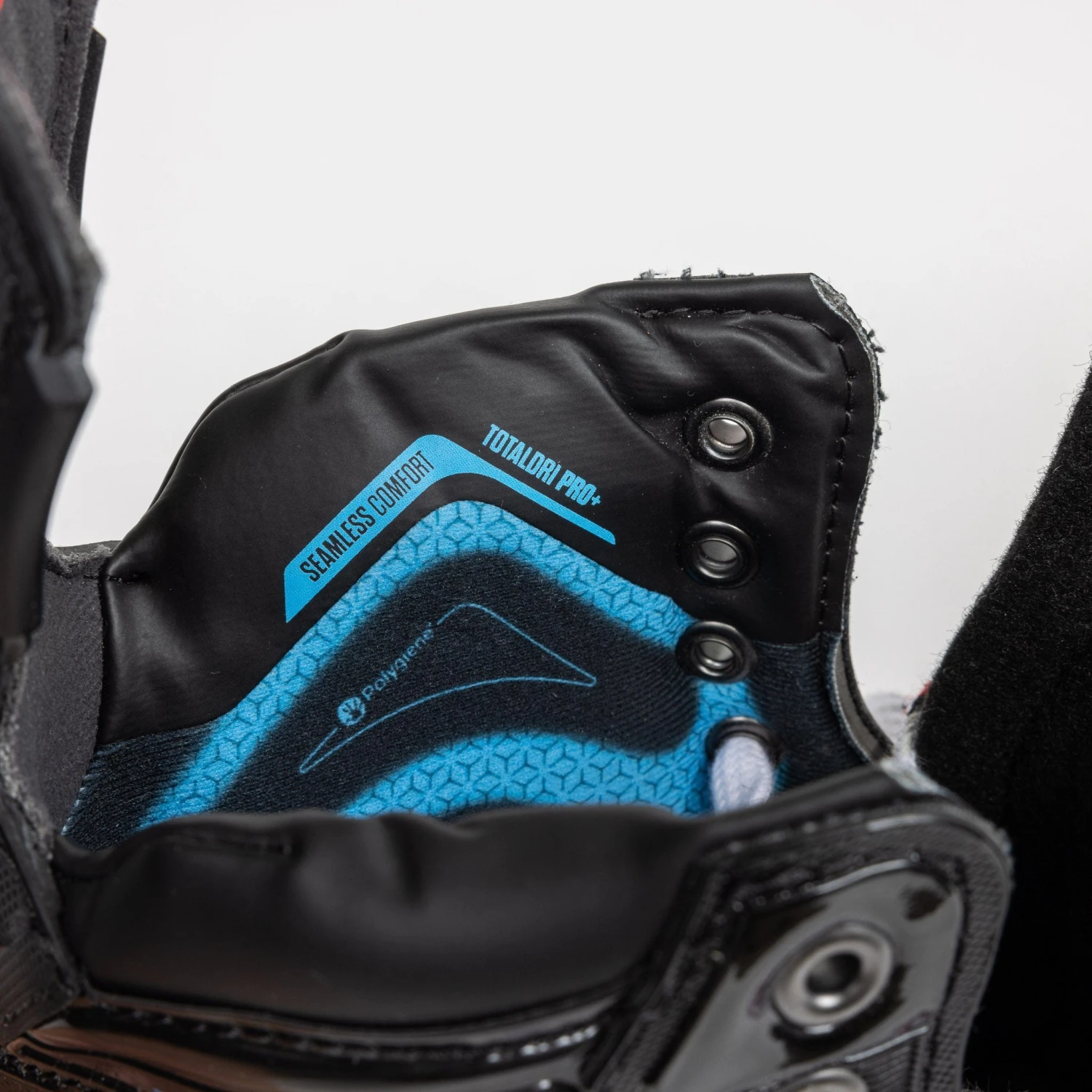 CCM Jetspeed FT6 Pro Intermediate Hockey Skates 17 CCM Jetspeed FT6 Pro Intermediate Hockey Skates - Image 17