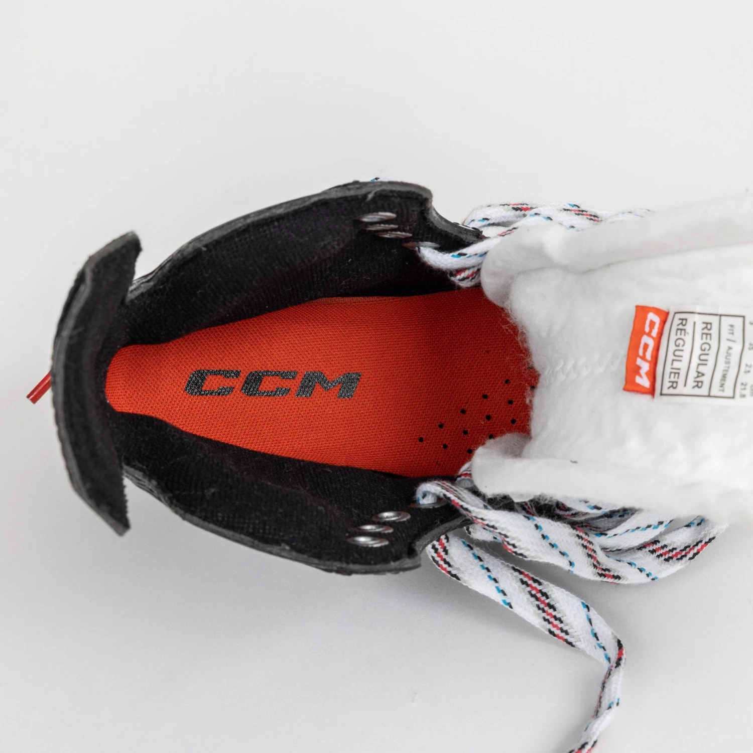 CCM Jetspeed FT670 Junior Hockey Skates 13 CCM Jetspeed FT670 Junior Hockey Skates - Image 13