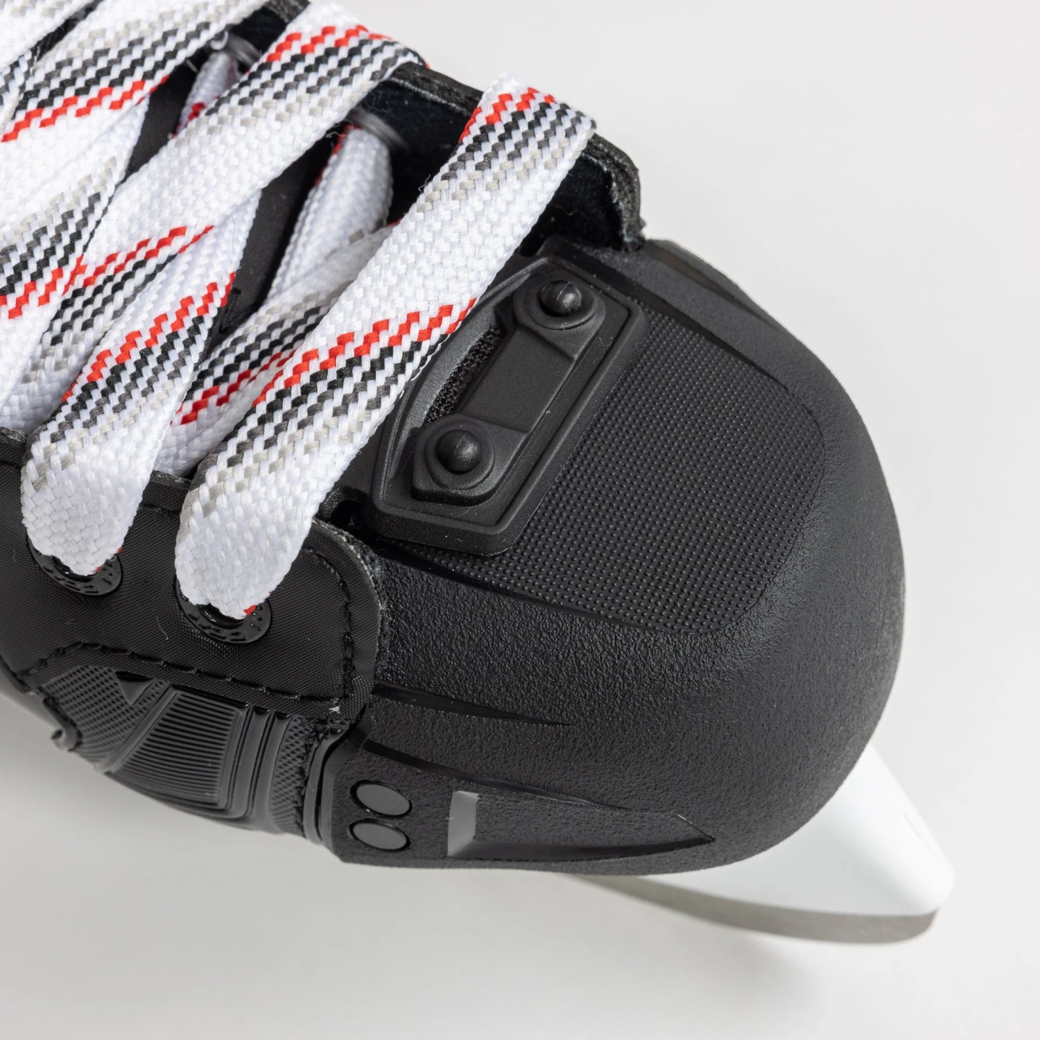 CCM Jetspeed FT680 Junior Hockey Skates 9 CCM Jetspeed FT680 Junior Hockey Skates - Image 9