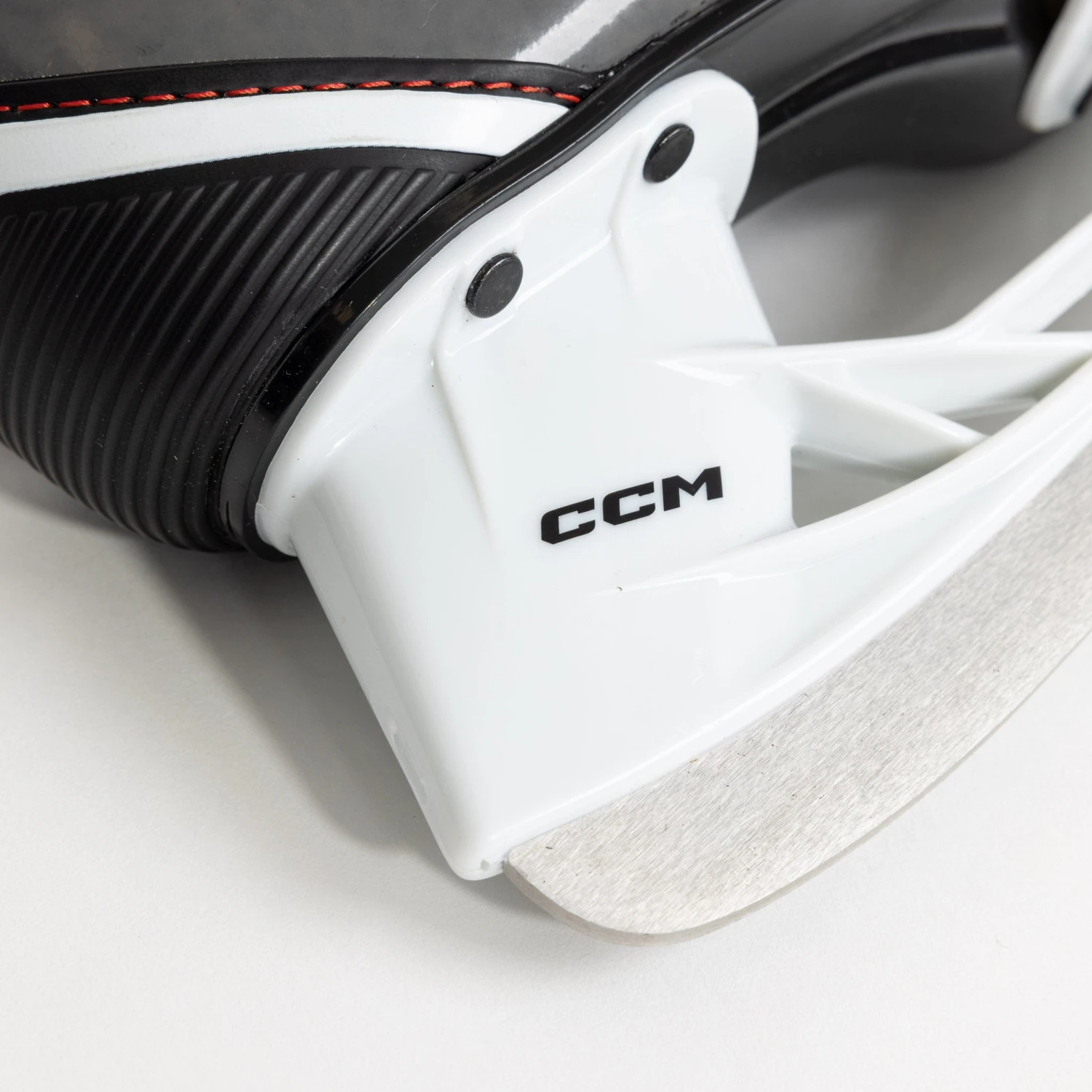 CCM Jetspeed FT680 Youth Hockey Skates 13 CCM Jetspeed FT680 Youth Hockey Skates - Image 13
