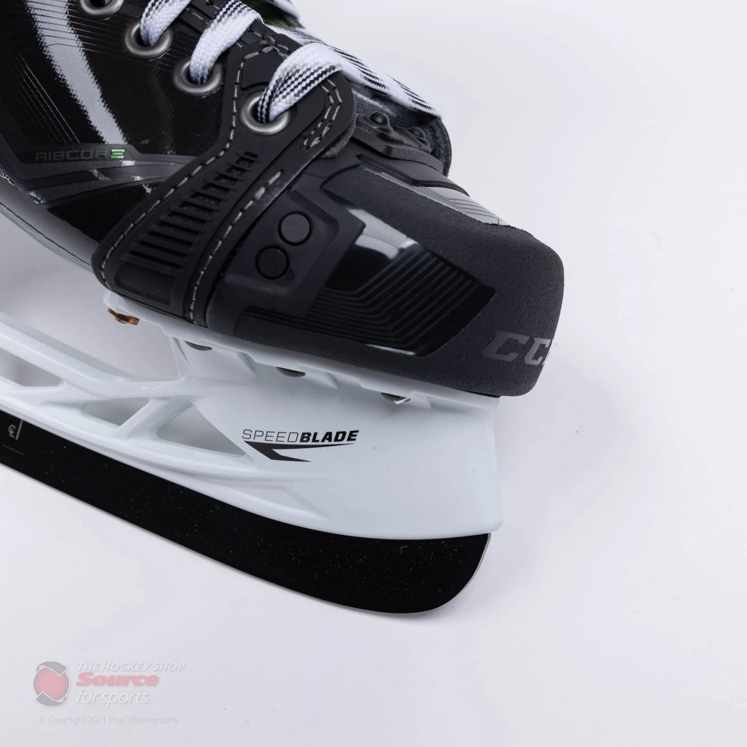 CCM RIBCOR 100K Pro Intermediate Hockey Skates 4 CCM RIBCOR 100K Pro Intermediate Hockey Skates - Image 4