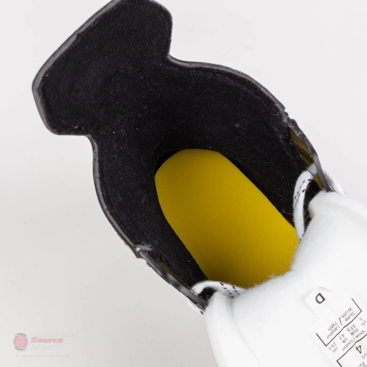 CCM Super Tacks 9350 Junior Hockey Skates 9 CCM Super Tacks 9350 Junior Hockey Skates - Image 9