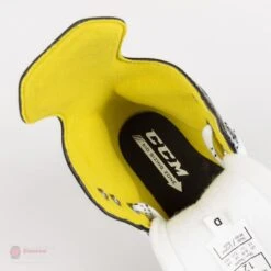 CCM Super Tacks 9350 Youth Hockey Skates -PowerShot CCM Deals Store ccm hockey skates ccm super tacks 9350 youth hockey skates 30344323334210