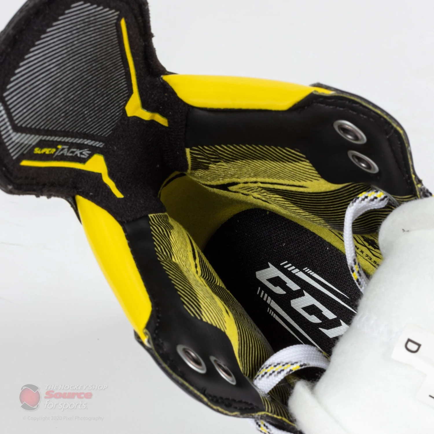 CCM Super Tacks Vector Plus Junior Hockey Skates (2020) 11 CCM Super Tacks Vector Plus Junior Hockey Skates (2020) - Image 11