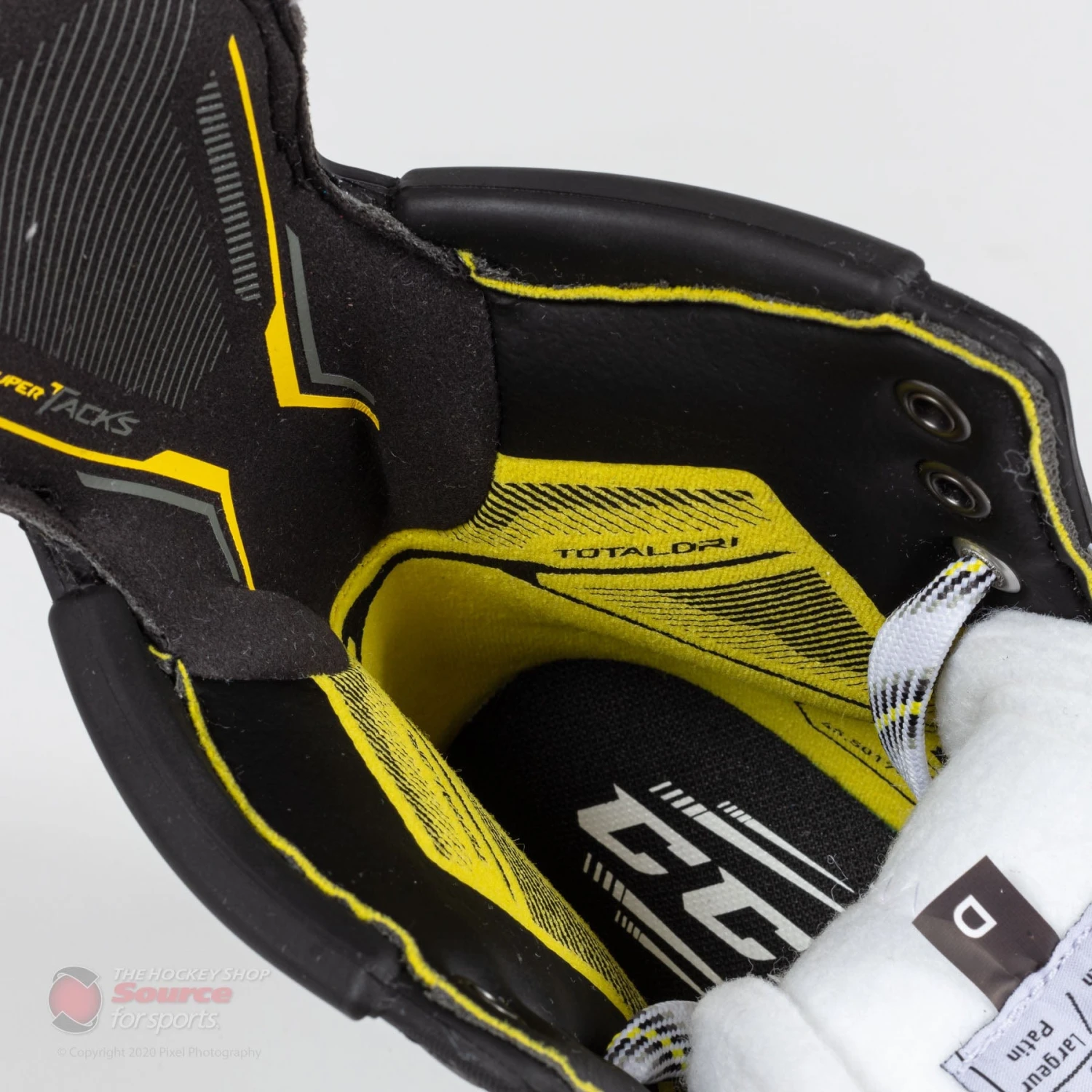 CCM Super Tacks Vector Plus Senior Hockey Skates (2020) 11 CCM Super Tacks Vector Plus Senior Hockey Skates (2020) - Image 11