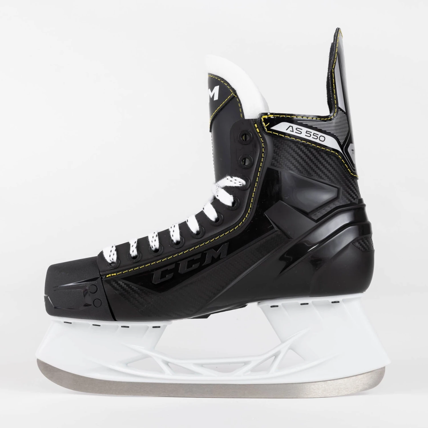 CCM Tacks AS550 Junior Hockey Skates 2 CCM Tacks AS550 Junior Hockey Skates - Image 2