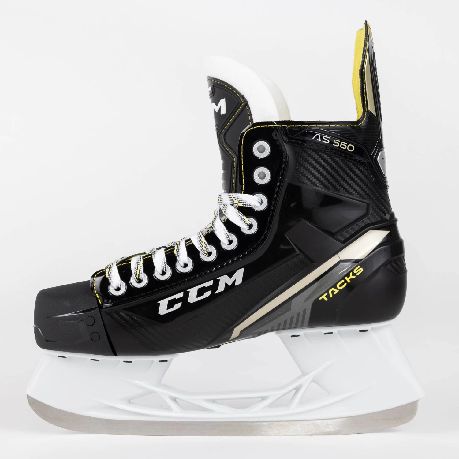 CCM Tacks AS560 Intermediate Hockey Skates 2 CCM Tacks AS560 Intermediate Hockey Skates - Image 2
