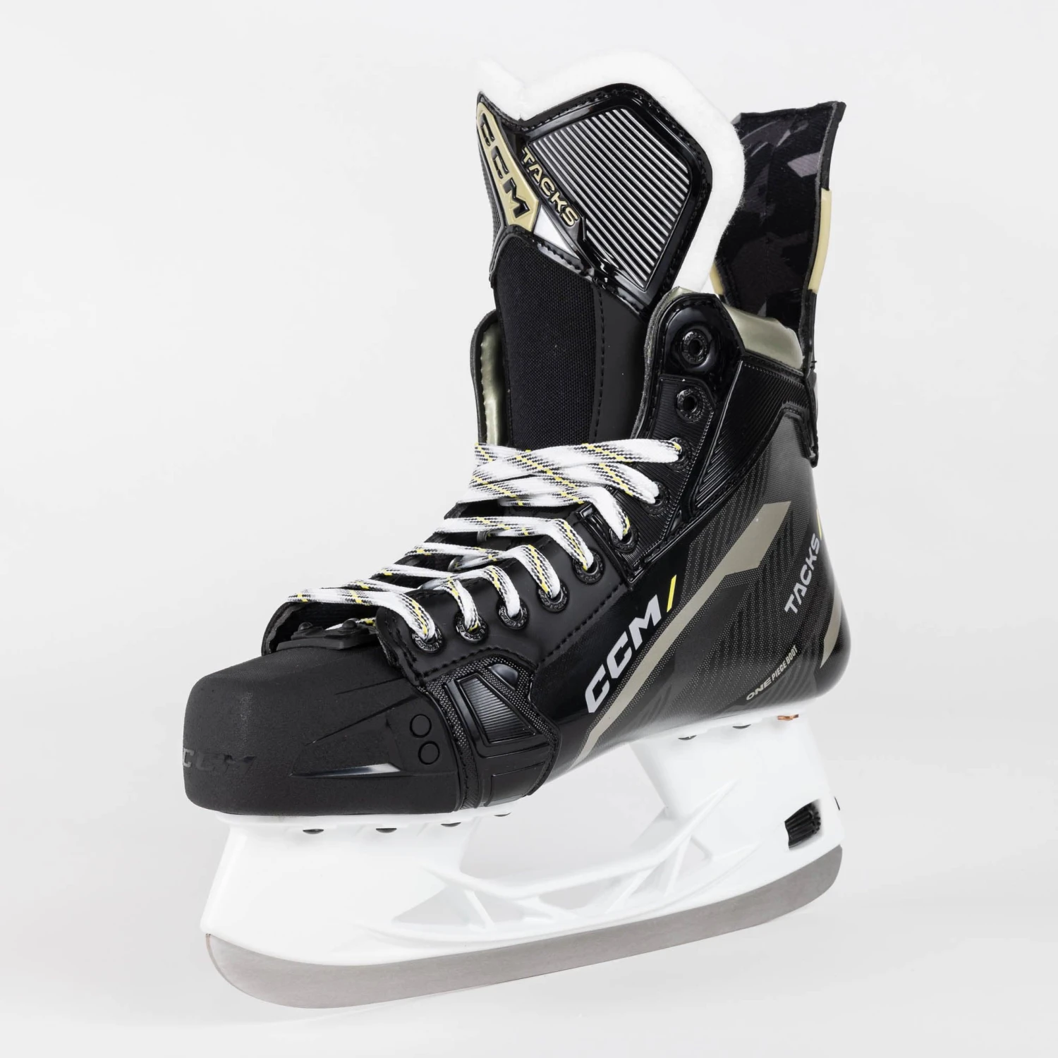CCM Tacks AS580 Intermediate Hockey Skates 4 CCM Tacks AS580 Intermediate Hockey Skates - Image 4