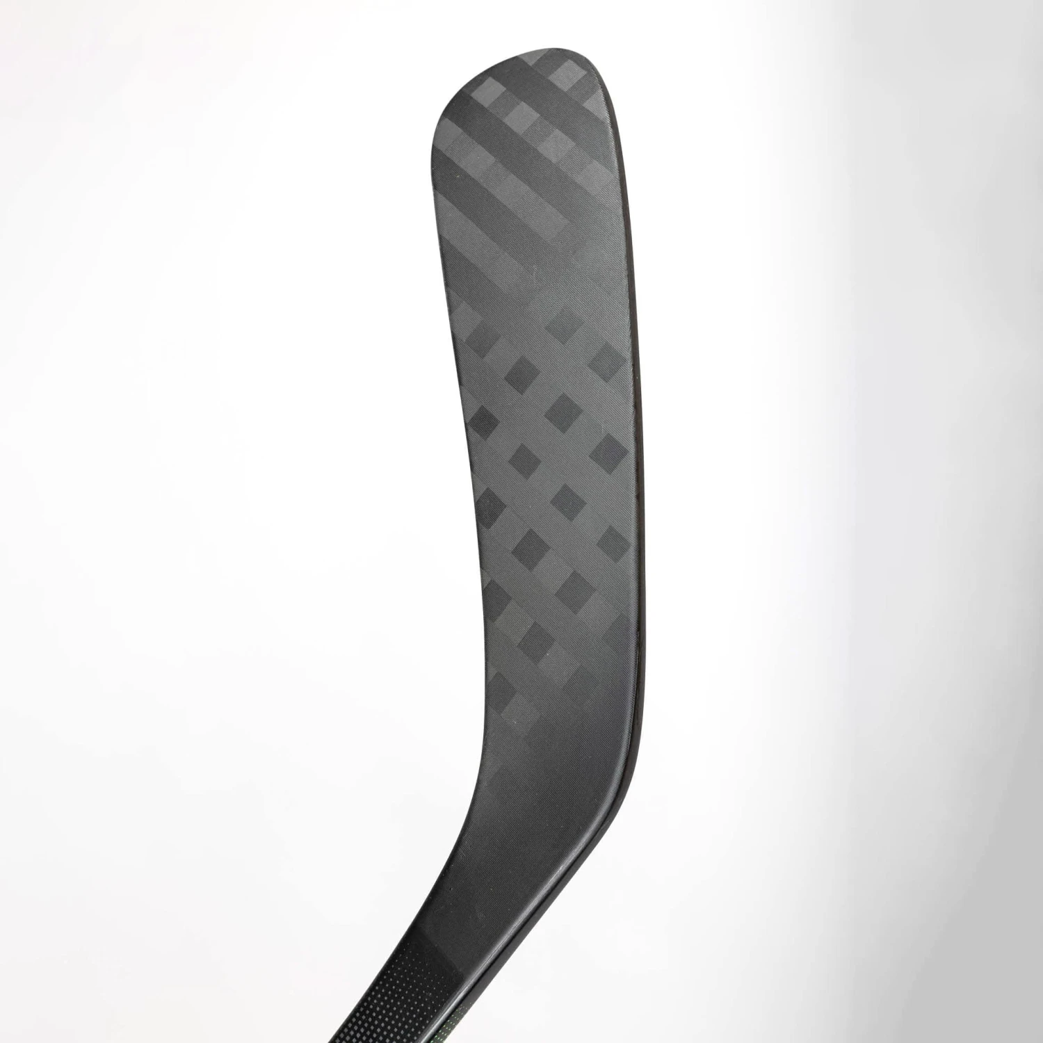 CCM RIBCOR 76K Intermediate Hockey Stick 8 CCM RIBCOR 76K Intermediate Hockey Stick - Image 8