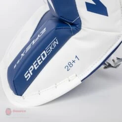 CCM Extreme Flex E5.5 Junior Goalie Leg Pads 24 CCM Extreme Flex E5.5 Junior Goalie Leg Pads -PowerShot CCM Deals Store ccm leg pads ccm extreme flex e5 5 junior goalie leg pads 27988492910658