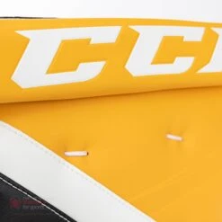 CCM Extreme Flex E5.9 Senior Goalie Leg Pads -PowerShot CCM Deals Store ccm leg pads ccm extreme flex e5 9 senior goalie leg pads 27988495269954