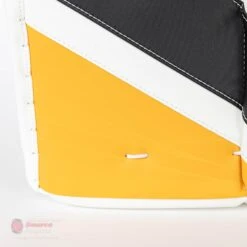 CCM Extreme Flex E5.9 Senior Goalie Leg Pads -PowerShot CCM Deals Store ccm leg pads ccm extreme flex e5 9 senior goalie leg pads 27988495466562