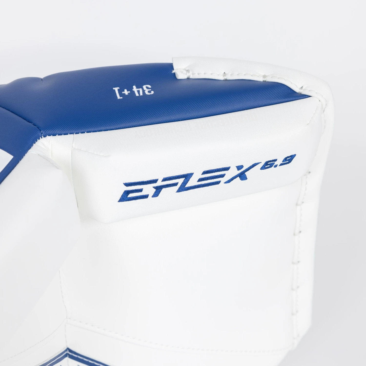 CCM Extreme Flex E6.9 Senior Goalie Leg Pads 4 CCM Extreme Flex E6.9 Senior Goalie Leg Pads - Image 4