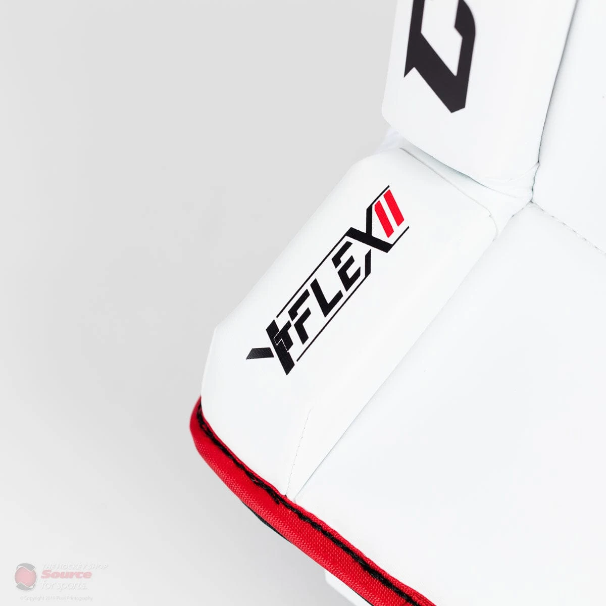 CCM YTFlex 2 Youth Goalie Leg Pads 4 CCM YTFlex 2 Youth Goalie Leg Pads - Image 4