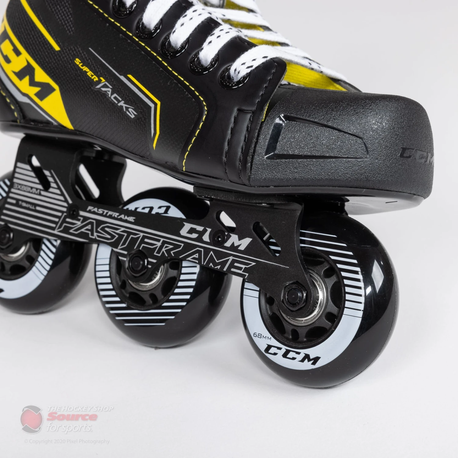 CCM Super Tacks 9350R Youth Roller Hockey Skates 9 CCM Super Tacks 9350R Youth Roller Hockey Skates - Image 9