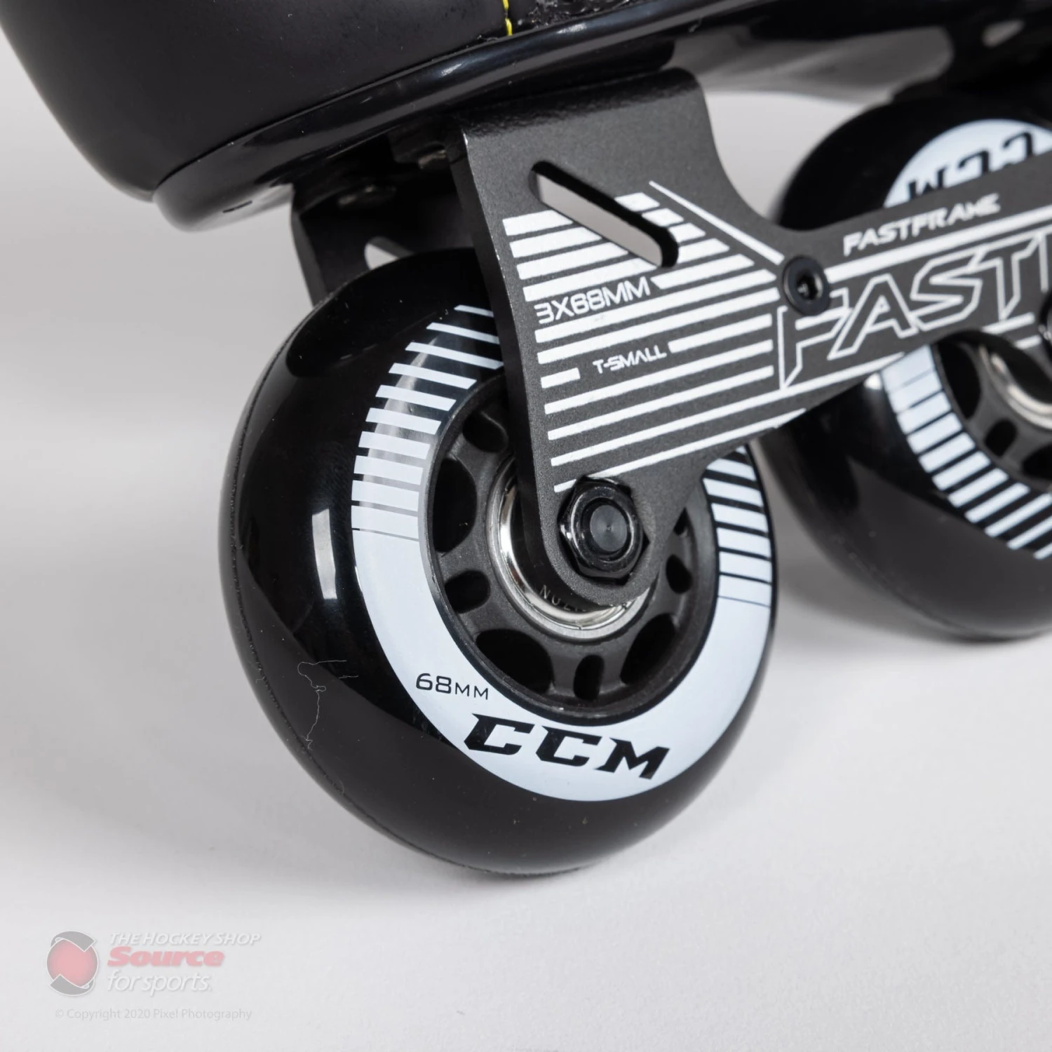 CCM Super Tacks 9350R Youth Roller Hockey Skates 7 CCM Super Tacks 9350R Youth Roller Hockey Skates - Image 7