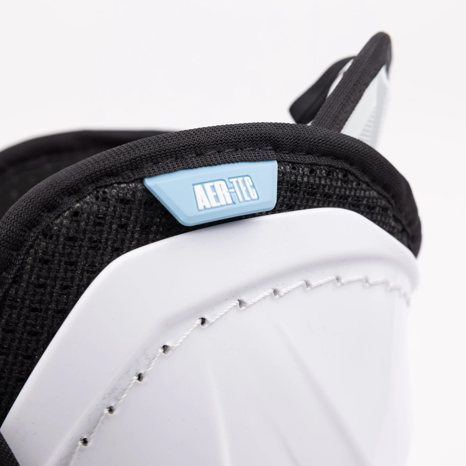 CCM Jetspeed FT6 Pro Senior Hockey Shin Guards 2 CCM Jetspeed FT6 Pro Senior Hockey Shin Guards - Image 2