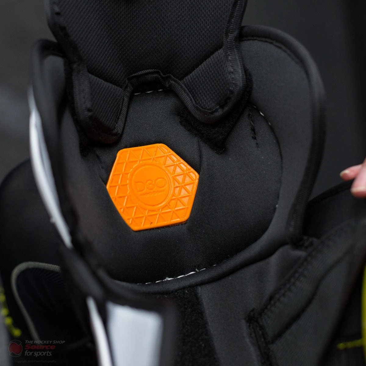 CCM Super Tacks AS1 Senior Hockey Shin Guards 17 CCM Super Tacks AS1 Senior Hockey Shin Guards - Image 17