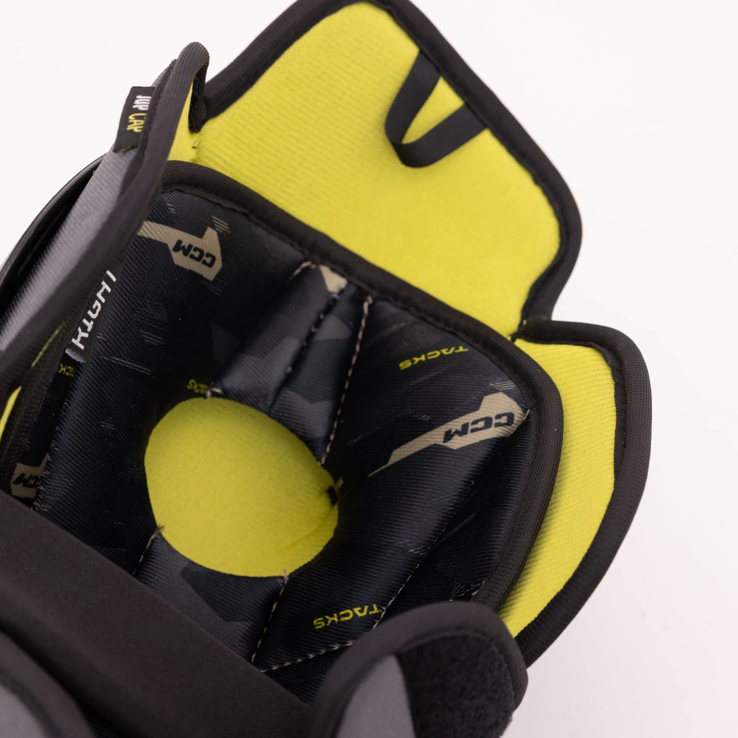 CCM Tacks AS580 Senior Hockey Shin Guards 19 CCM Tacks AS580 Senior Hockey Shin Guards - Image 19