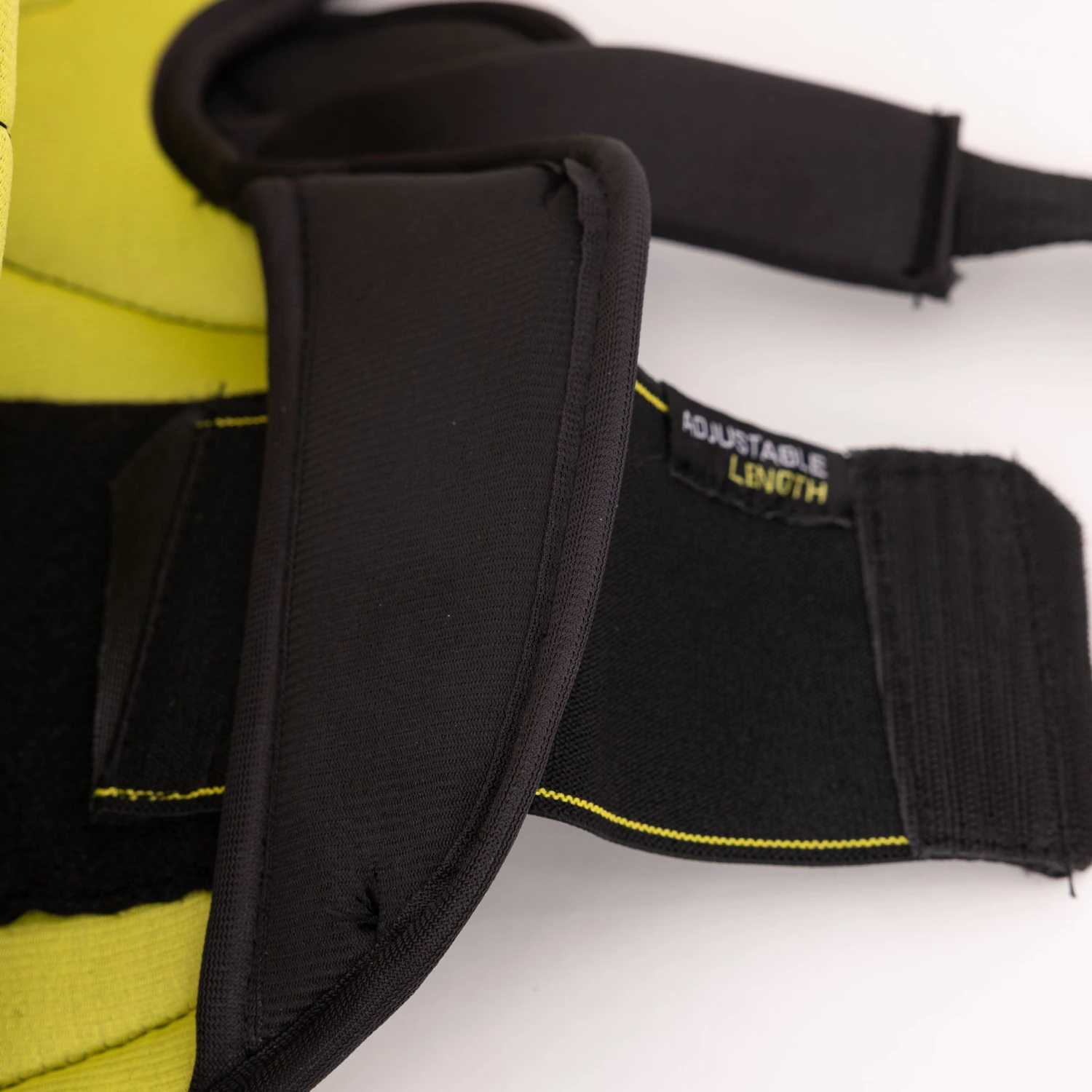 CCM Tacks AS580 Senior Hockey Shin Guards 16 CCM Tacks AS580 Senior Hockey Shin Guards - Image 16