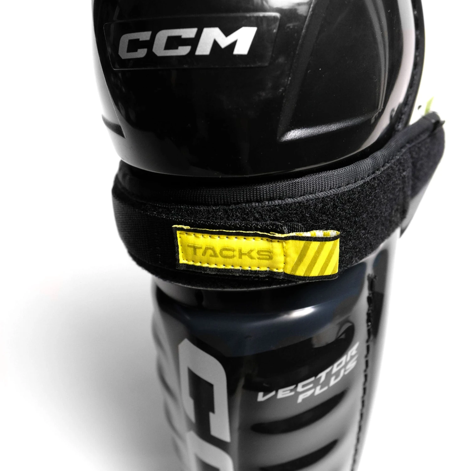 CCM Tacks Vector Plus Senior Hockey Shin Guards 3 CCM Tacks Vector Plus Senior Hockey Shin Guards - Image 3