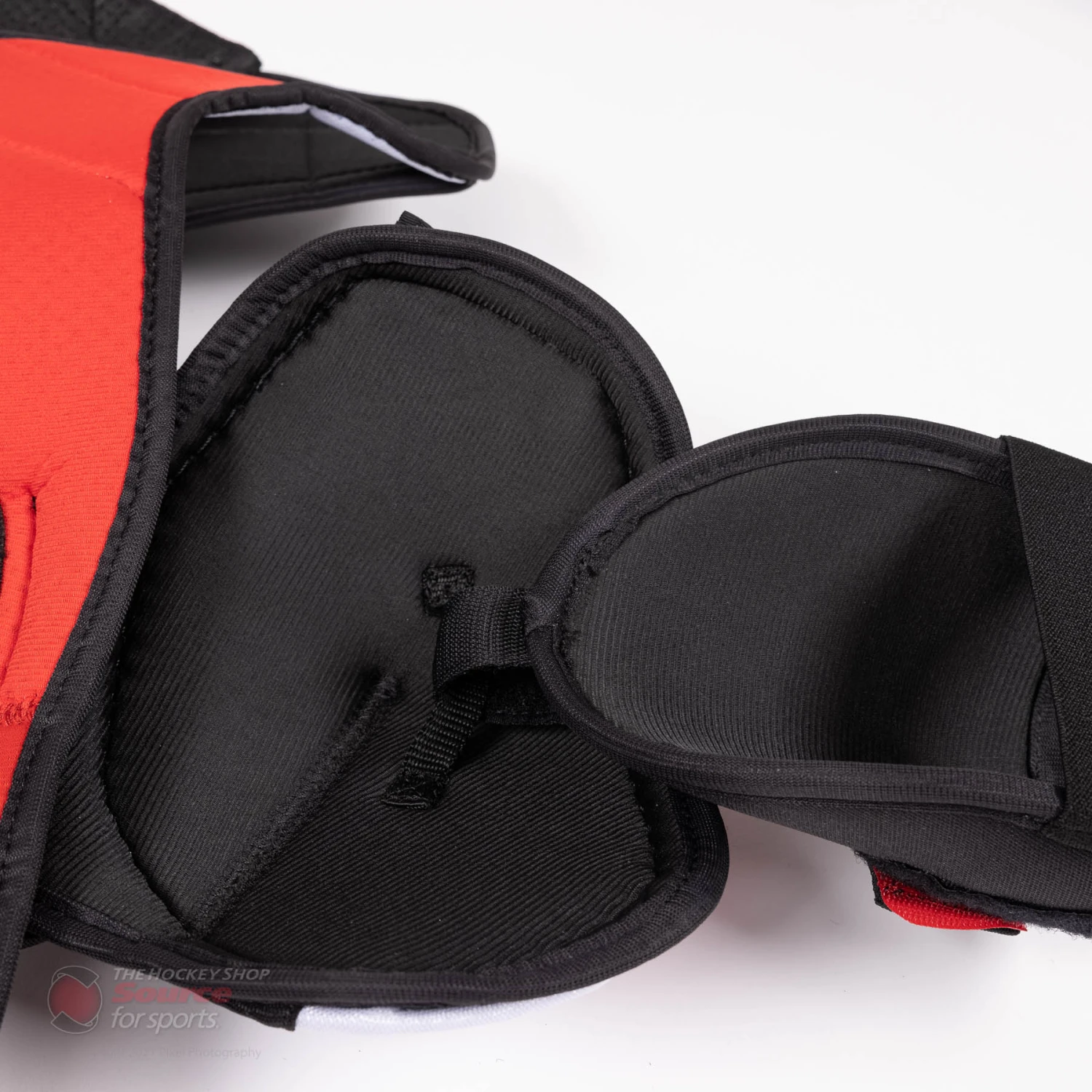 CCM Jetspeed FT485 Senior Hockey Shoulder Pads 11 CCM Jetspeed FT485 Senior Hockey Shoulder Pads - Image 11